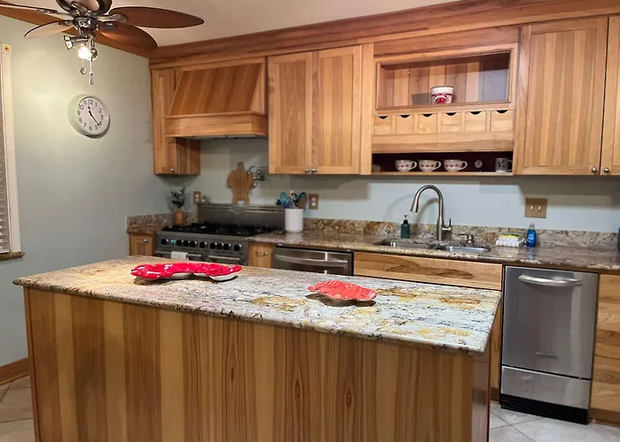 Holiday home Jan's Oasis Family Retreat Pool Bar Games & Fun *