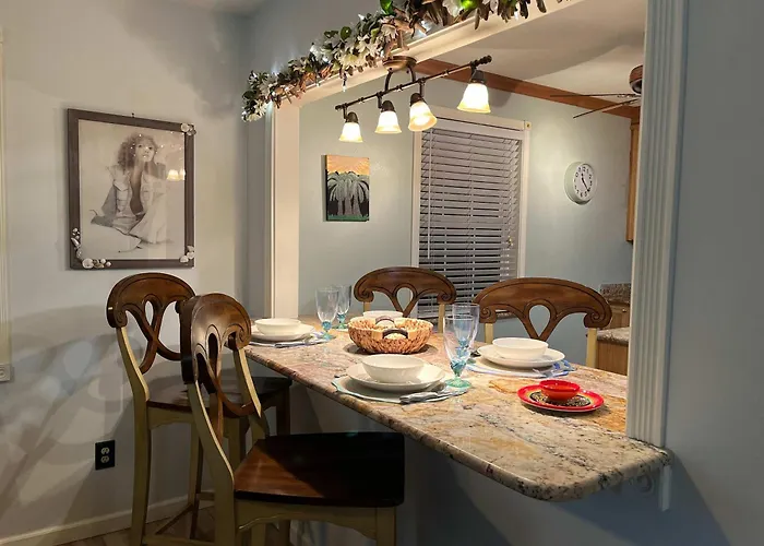 Holiday home Jan's Oasis Family Retreat Pool Bar Games & Fun Pensacola