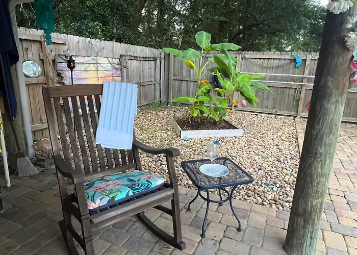 Holiday home Jan's Oasis Family Retreat Pool Bar Games & Fun Pensacola
