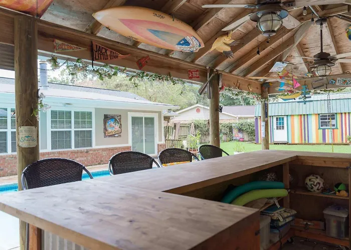 Holiday home Jan's Oasis Family Retreat Pool Bar Games & Fun